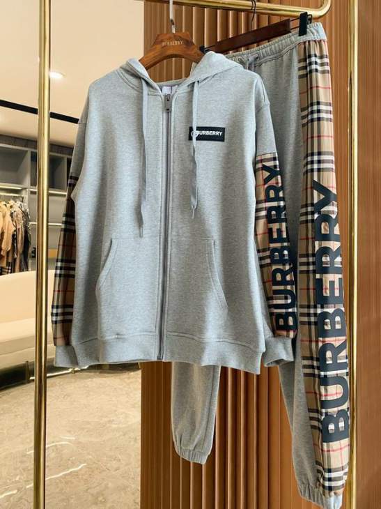 Picture of Burberry Sweater Suits _SKUBurberryS-XLaztx8627862637852